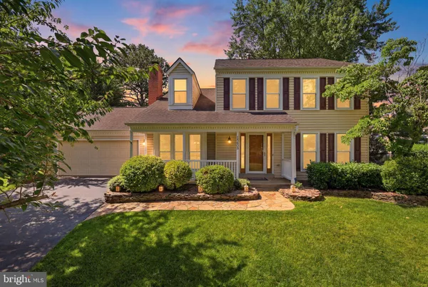 $925,000 | 13603 Haverford Court, Chantilly, VA 20151
