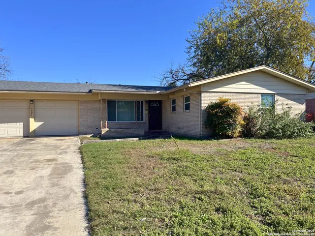 $1,550 | 2022 Odessa Drive, San Antonio, TX 78220