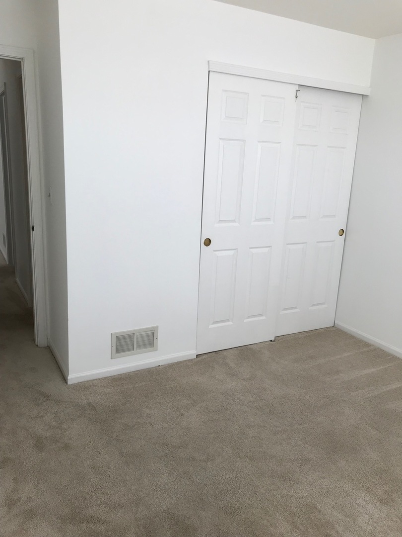 17828 Braewick Road Gurnee, IL 60031 - Photo 21 of 25