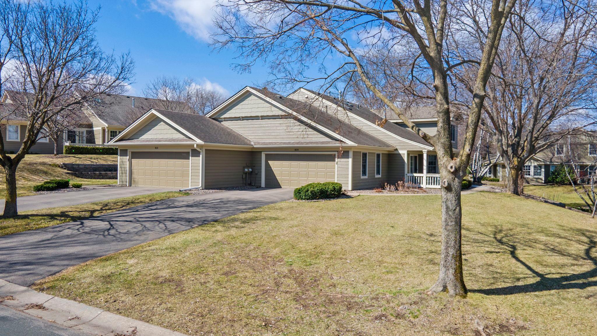 809 Ivy Lane Eagan, MN 55123 - Photo 3 of 49
