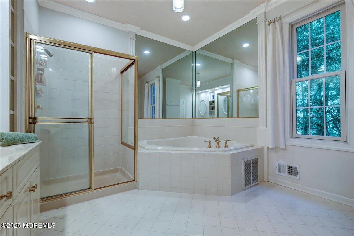1 Spinaker Lane Red Bank, NJ 07701 - Photo 17 of 35 1st Floor EnSuite Bath