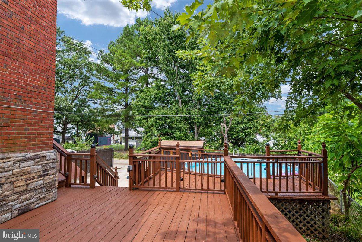 544 Chalcot Square Baltimore, MD 21221 - Photo 5 of 33