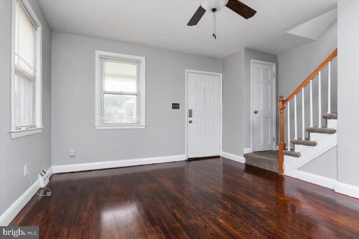 544 Chalcot Square Baltimore, MD 21221 - Photo 7 of 33