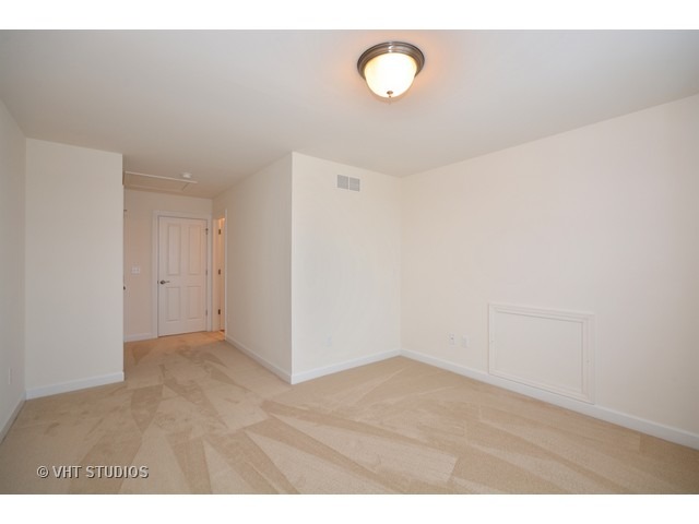 N550 Armstrong Lane Geneva, IL 60134 - Photo 14 of 16