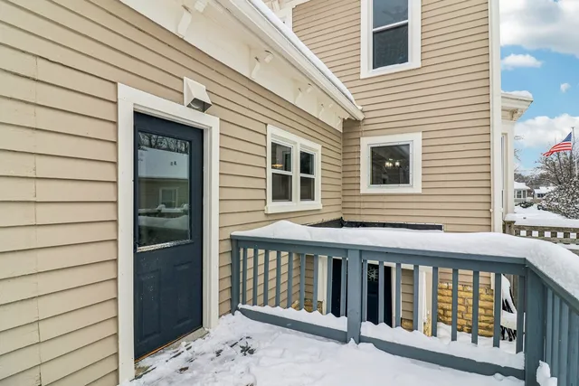 $335,000 | 418 East Washington Street, Marengo, IL 60152