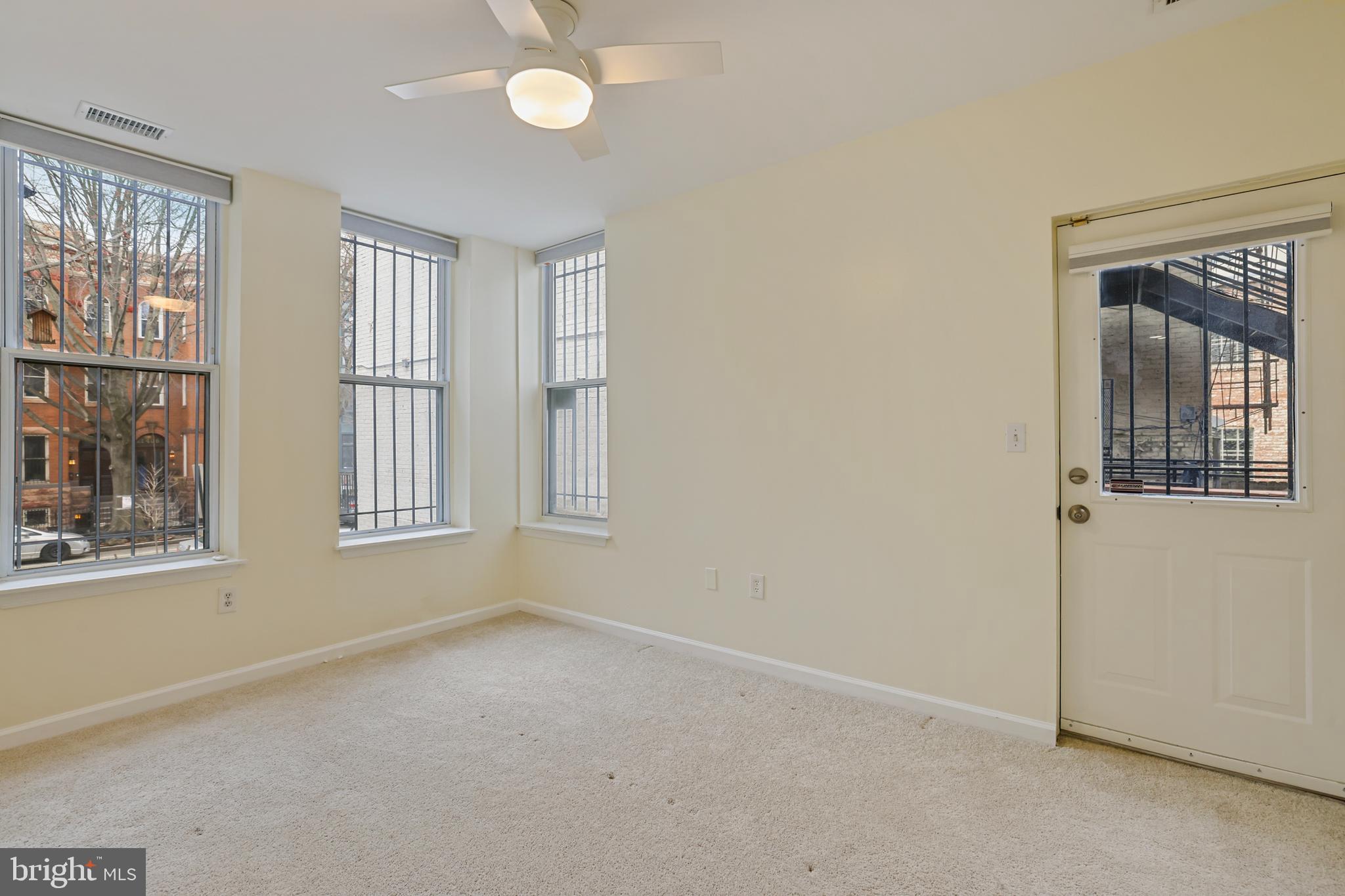 1117 O Street Northwest, Unit 2 Washington, DC 20005 - Photo 14 of 26 Bedroom 2 w/several windows & ample sun exposurw