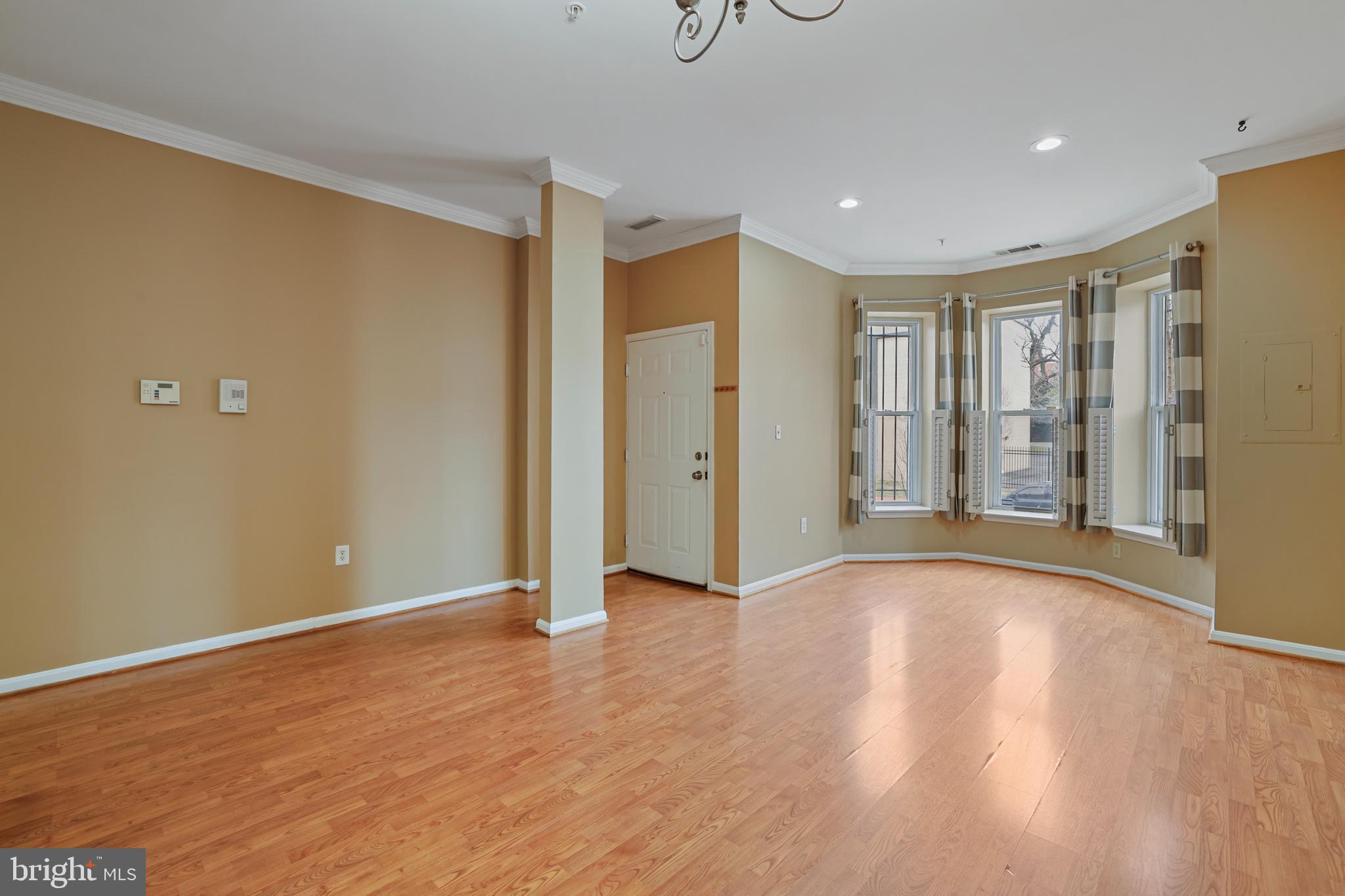 1117 O Street Northwest, Unit 2 Washington, DC 20005 - Photo 5 of 26 Living area perspective