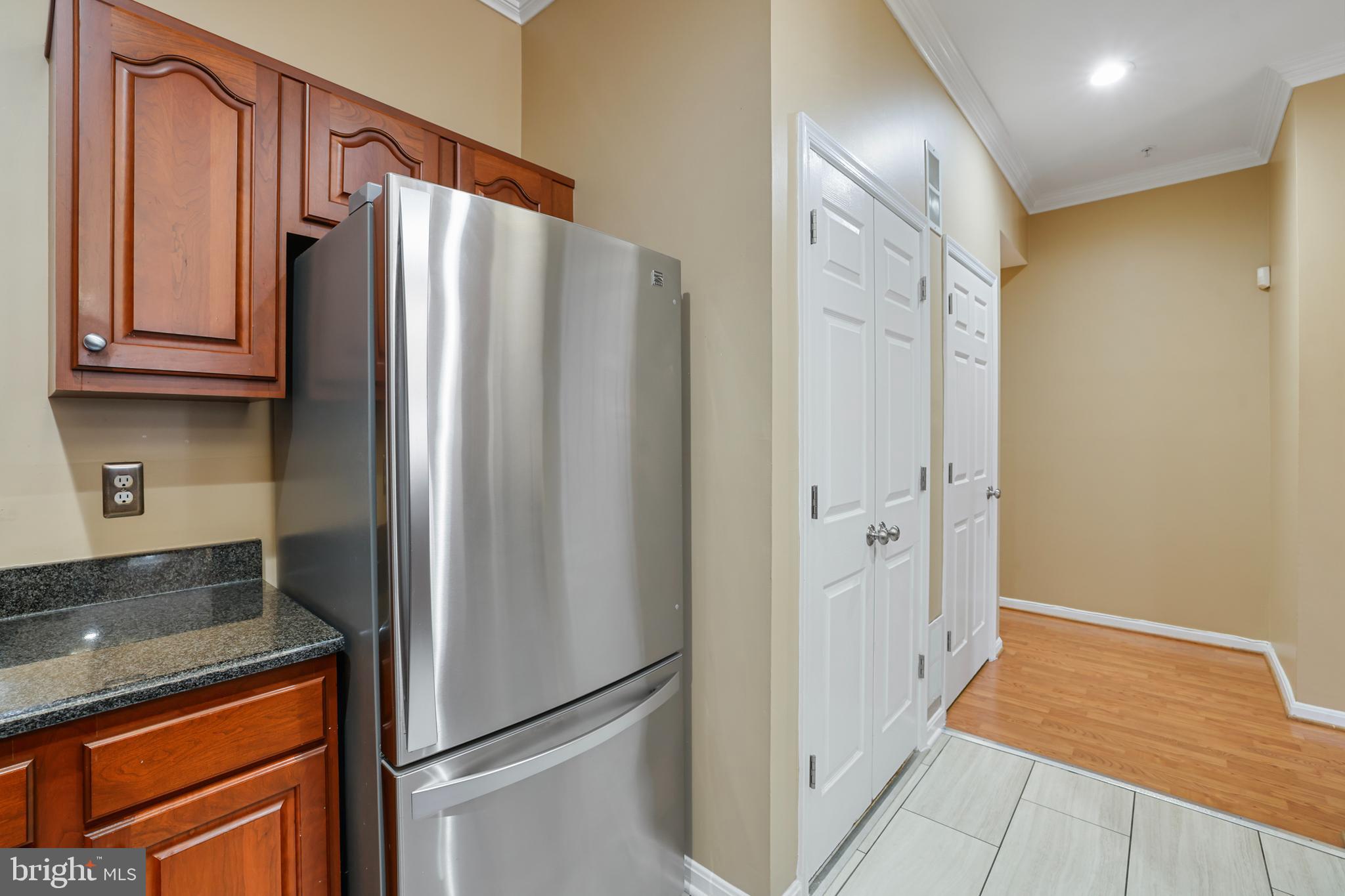 1117 O Street Northwest, Unit 2 Washington, DC 20005 - Photo 7 of 26 Kitchen perspective