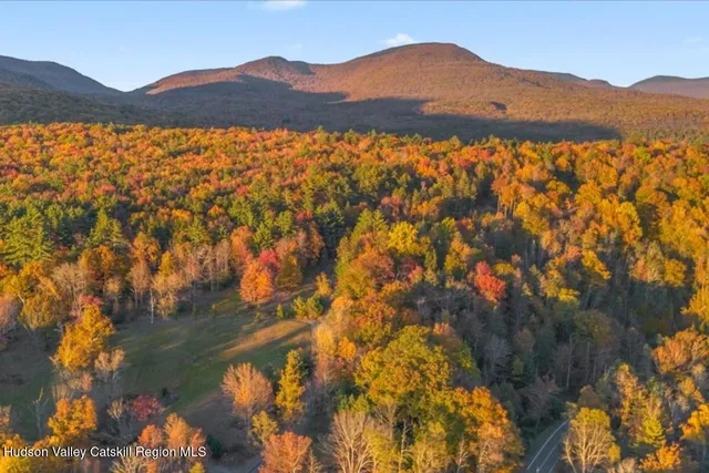 $849,000 | 4868 Highway 212, Willow, NY 12495