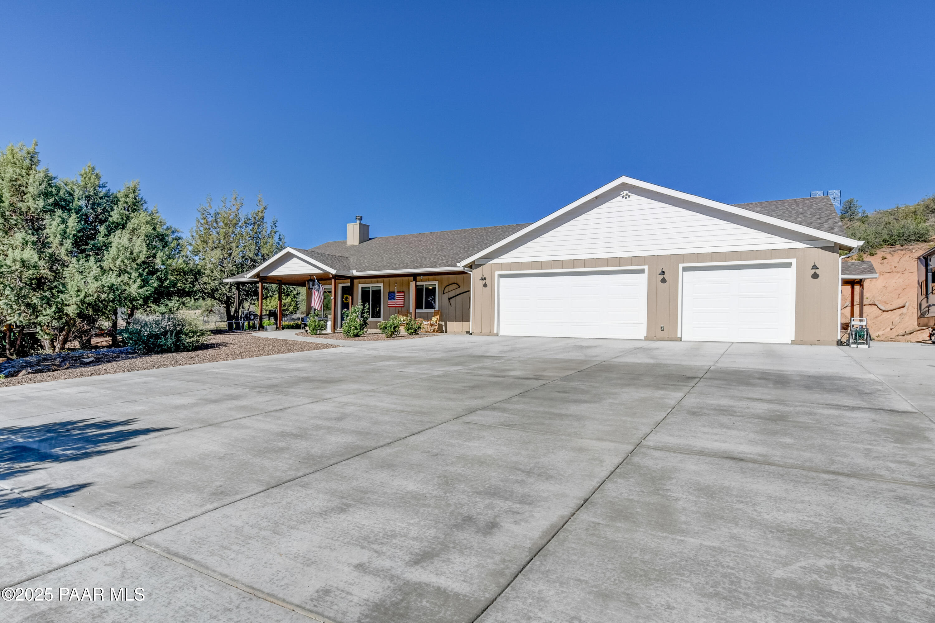1365 West Ridge Drive Prescott, AZ 86305 - Photo 2 of 34 A Front View 2