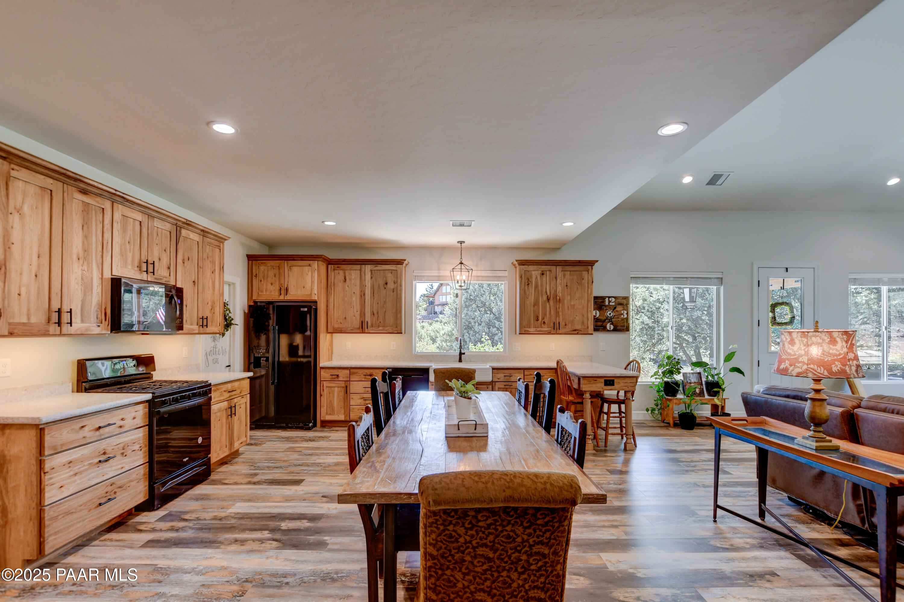1365 West Ridge Drive Prescott, AZ 86305 - Photo 7 of 34 Dining Area 1