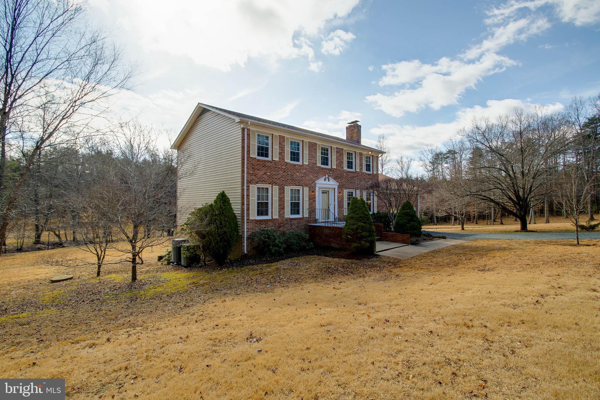 39 Salem Lane Stafford, VA 22554 - Photo 2 of 34 Trees along perimeter of property