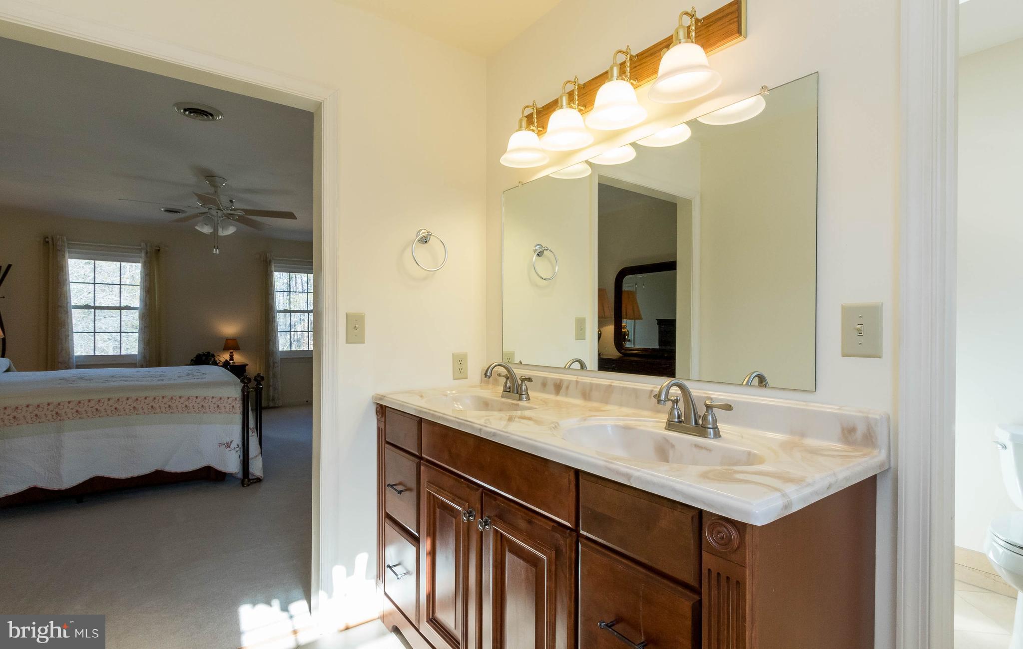 39 Salem Lane Stafford, VA 22554 - Photo 19 of 34 Dual vanity