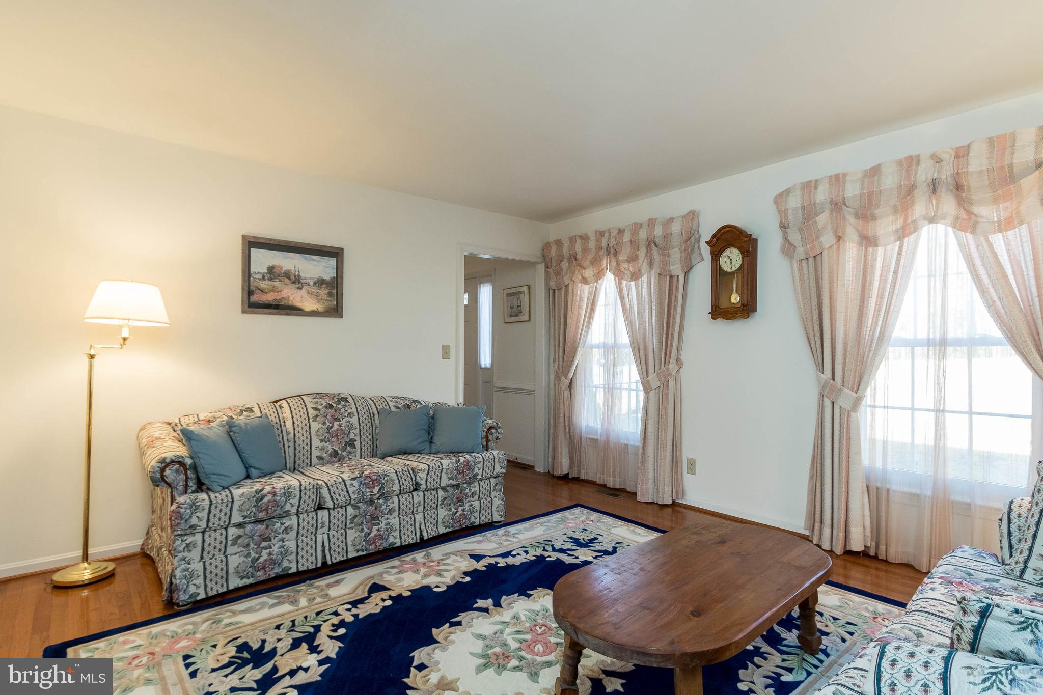 39 Salem Lane Stafford, VA 22554 - Photo 3 of 34 Spacious formal living room
