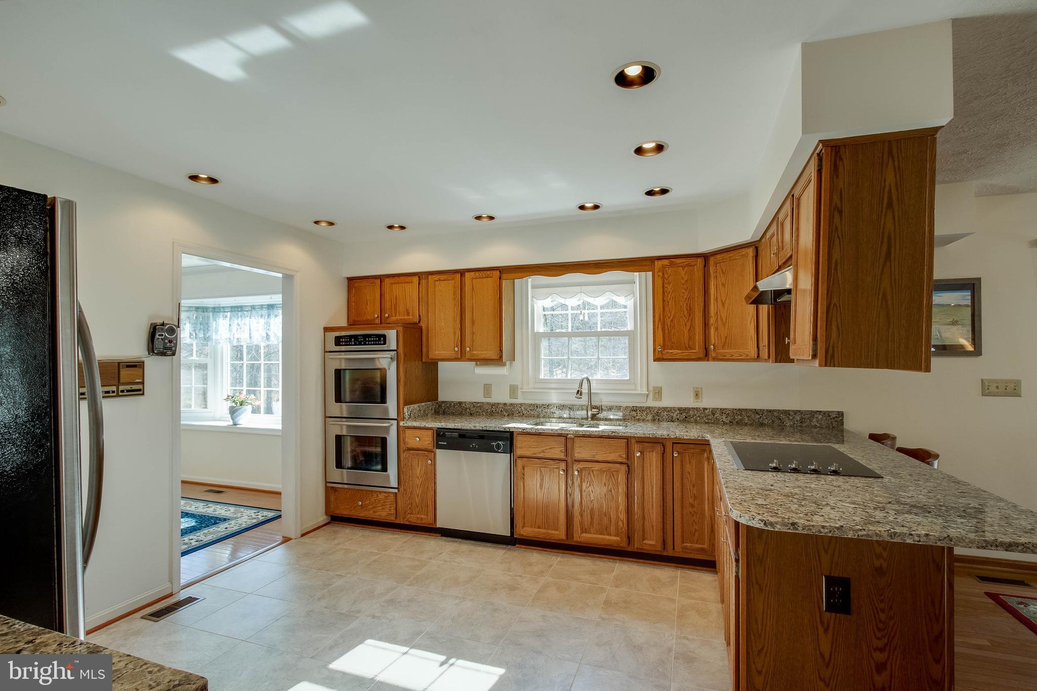 39 Salem Lane Stafford, VA 22554 - Photo 9 of 34 Stainless steel appliances