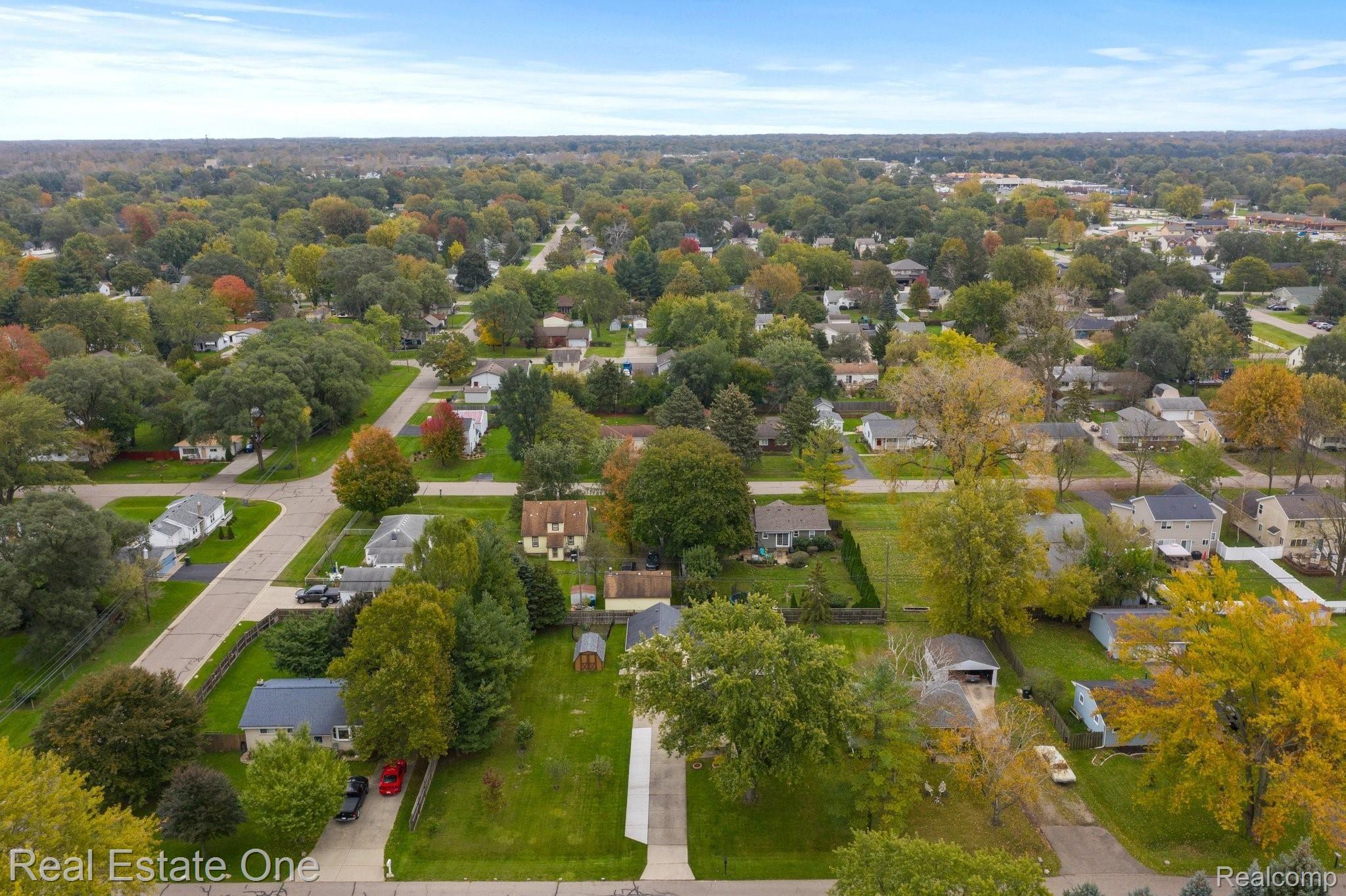 2721 Culbertson Avenue Rochester, MI 48307 - Photo 45 of 52 6877A100-E661-4DE2-BD92-5701386C4BD8.jpeg