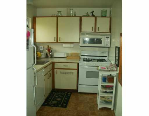 239 North Maple Road Saline, MI 48176 - Photo 4 of 8 Photo 4