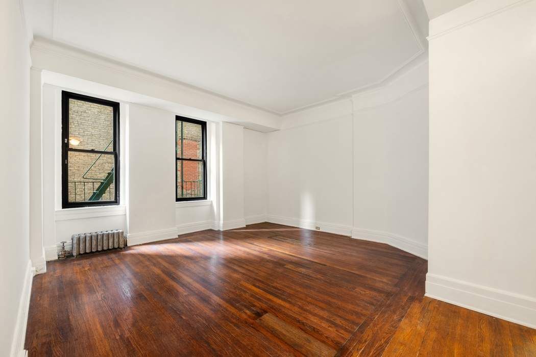 230 West 105th Street, Unit 1E Manhattan, NY 10025 - Photo 4 of 14