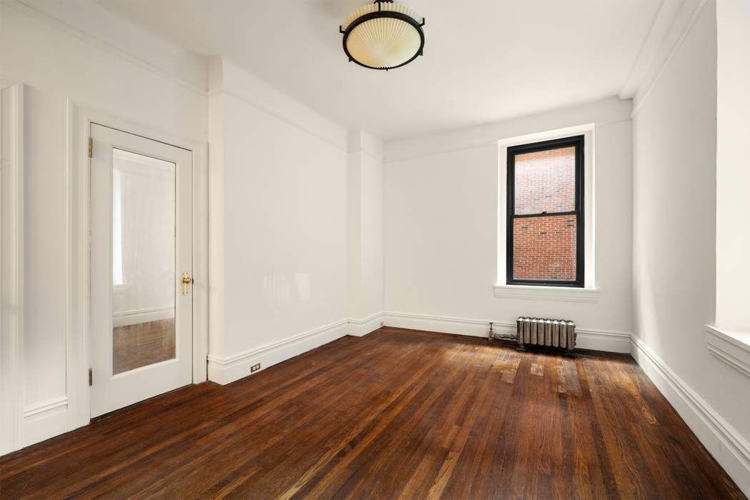 230 West 105th Street, Unit 1E Manhattan, NY 10025 - Photo 8 of 14