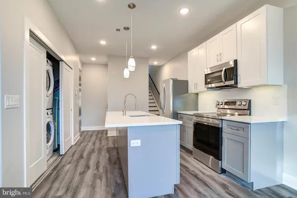 $769,900 | 5005 Walnut Street, Philadelphia, PA 19139
