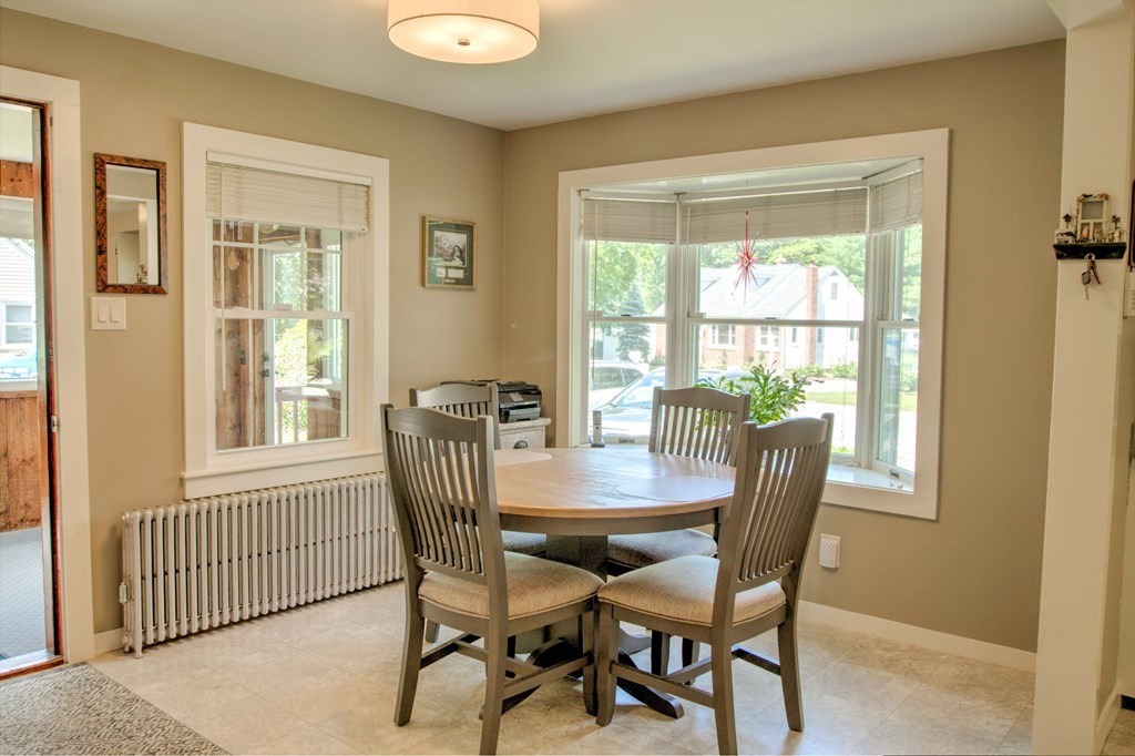 215 Riverneck Road Chelmsford, MA 01824 - Photo 10 of 34 Gallery Image 10