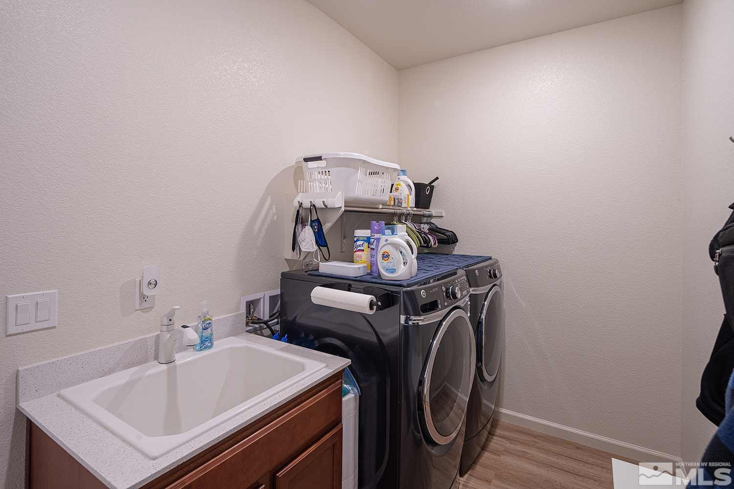 8545 Spearhead Way Reno, NV 89506 - Photo 26 of 40 Photo 26