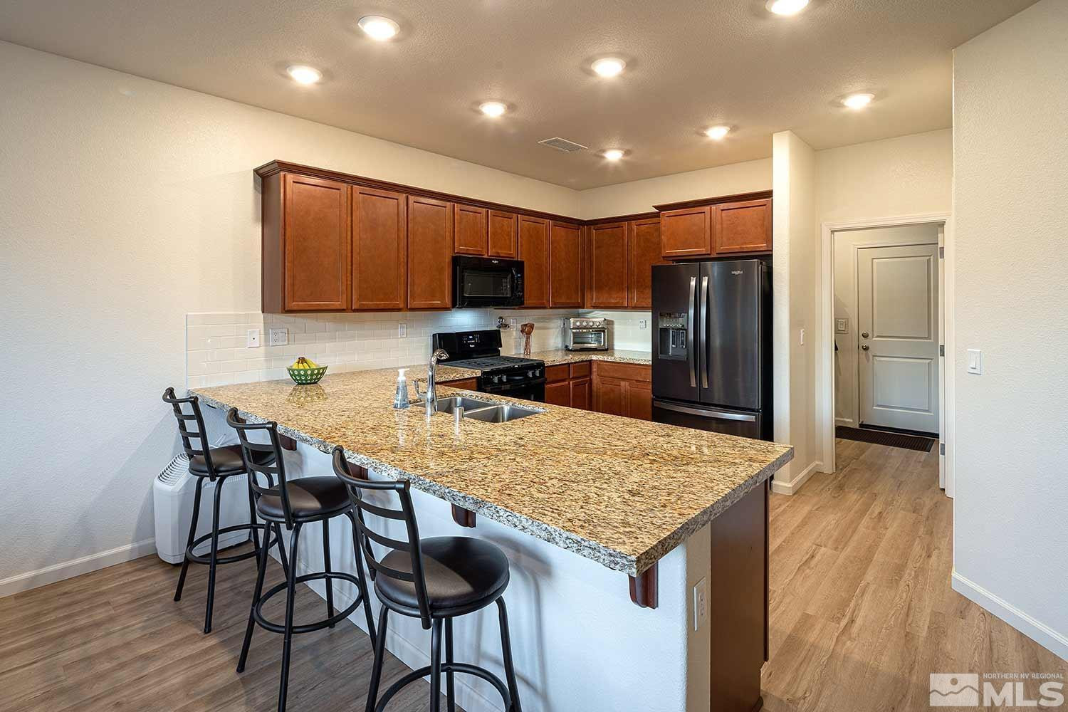 8545 Spearhead Way Reno, NV 89506 - Photo 3 of 40 Photo 3