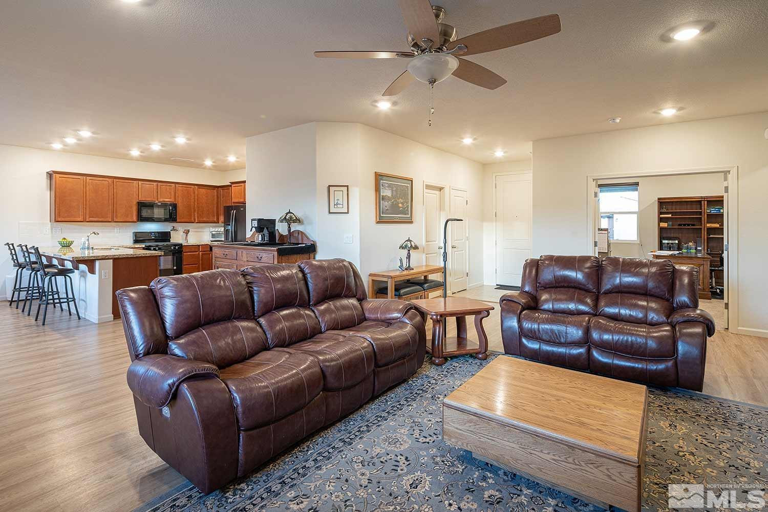 8545 Spearhead Way Reno, NV 89506 - Photo 8 of 40 Photo 8