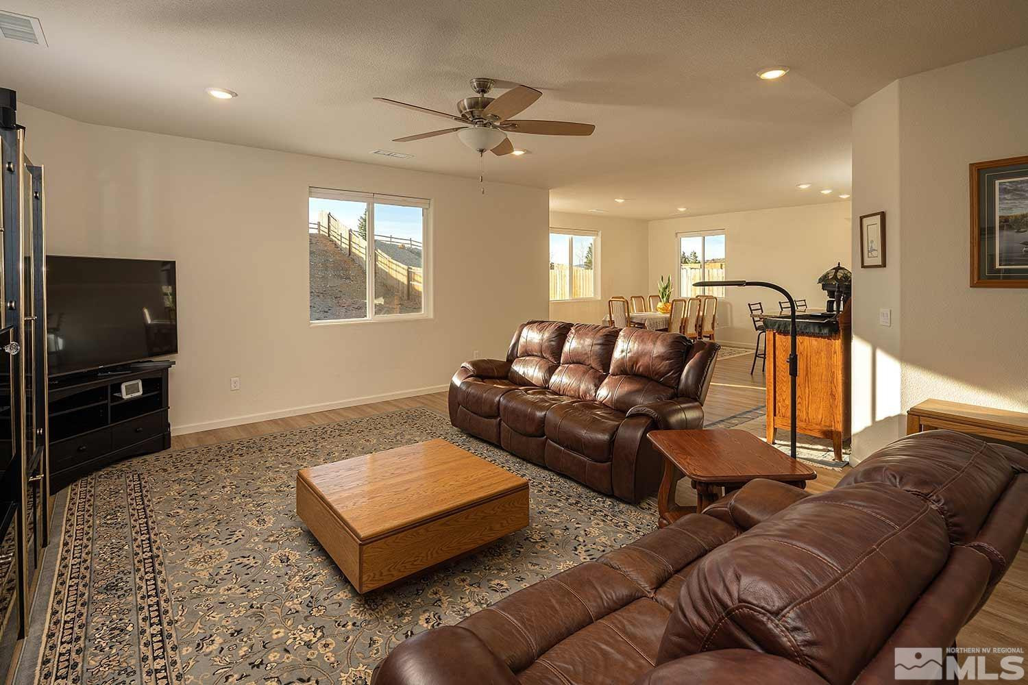 8545 Spearhead Way Reno, NV 89506 - Photo 10 of 40 Photo 10