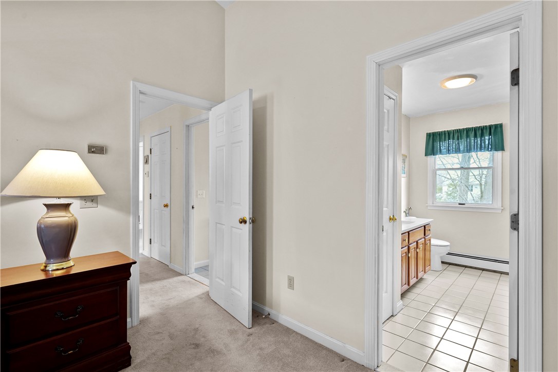 40 Bakewell Court Cranston, RI 02921 - Photo 23 of 48