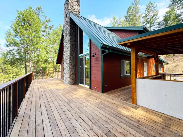 $749,000 | 4101 Chinquapin Drive, Willits, CA 95490