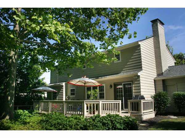 2811 Helston Road Columbus, OH 43220 - Photo 9 of 10