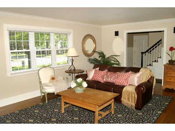 2811 Helston Road Columbus, OH 43220 - Photo 10 of 10
