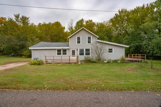 $210,000 | 148 Douglas Avenue, Montello, WI 53949