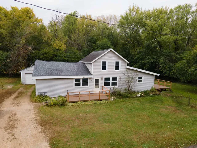 $210,000 | 148 Douglas Avenue, Montello, WI 53949