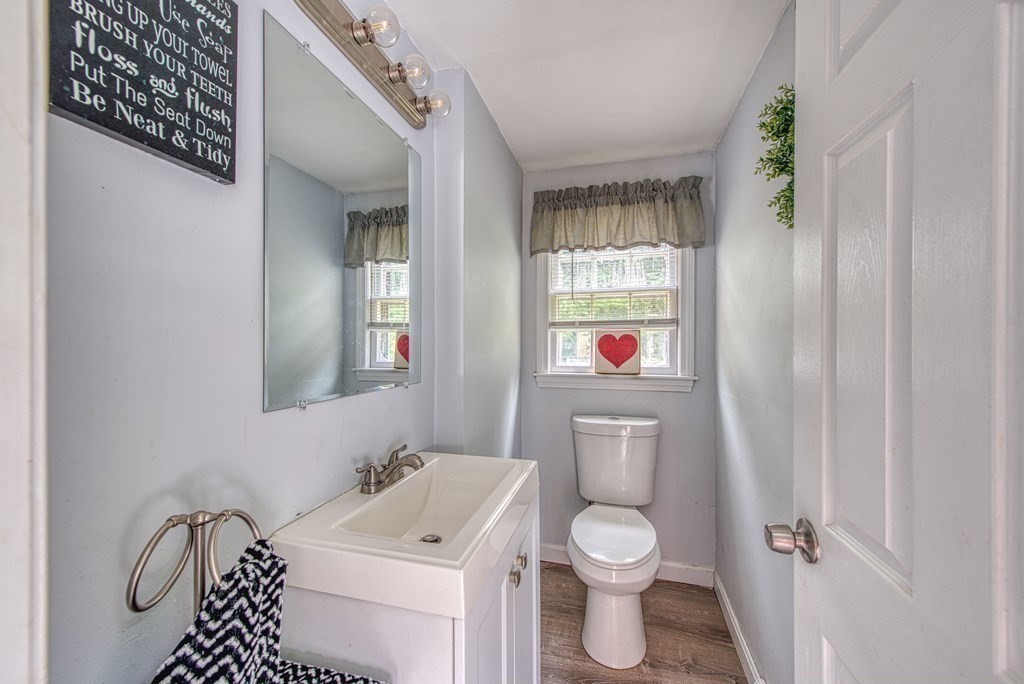 169 Turner Road Rockland, MA 02370 - Photo 8 of 14 Gallery Image 8