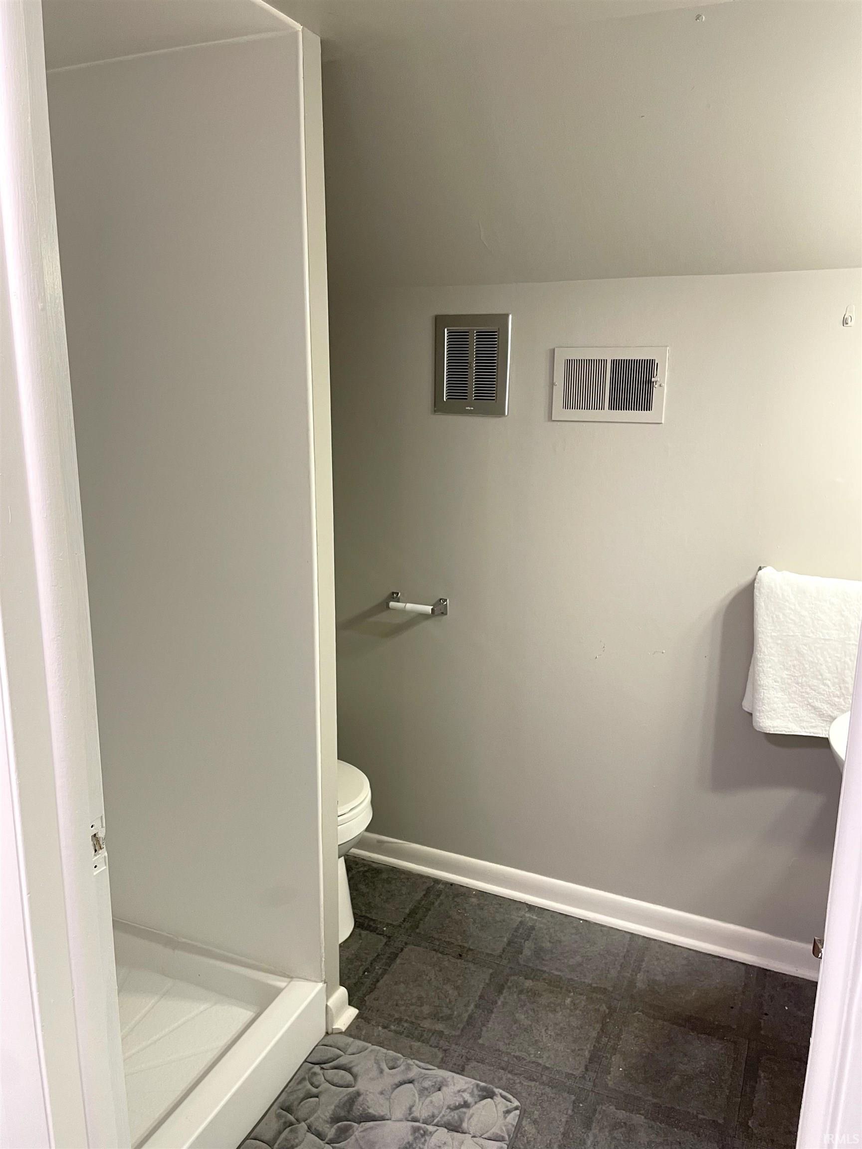 1201 Greenfield Road Evansville, IN 47715 - Photo 18 of 22