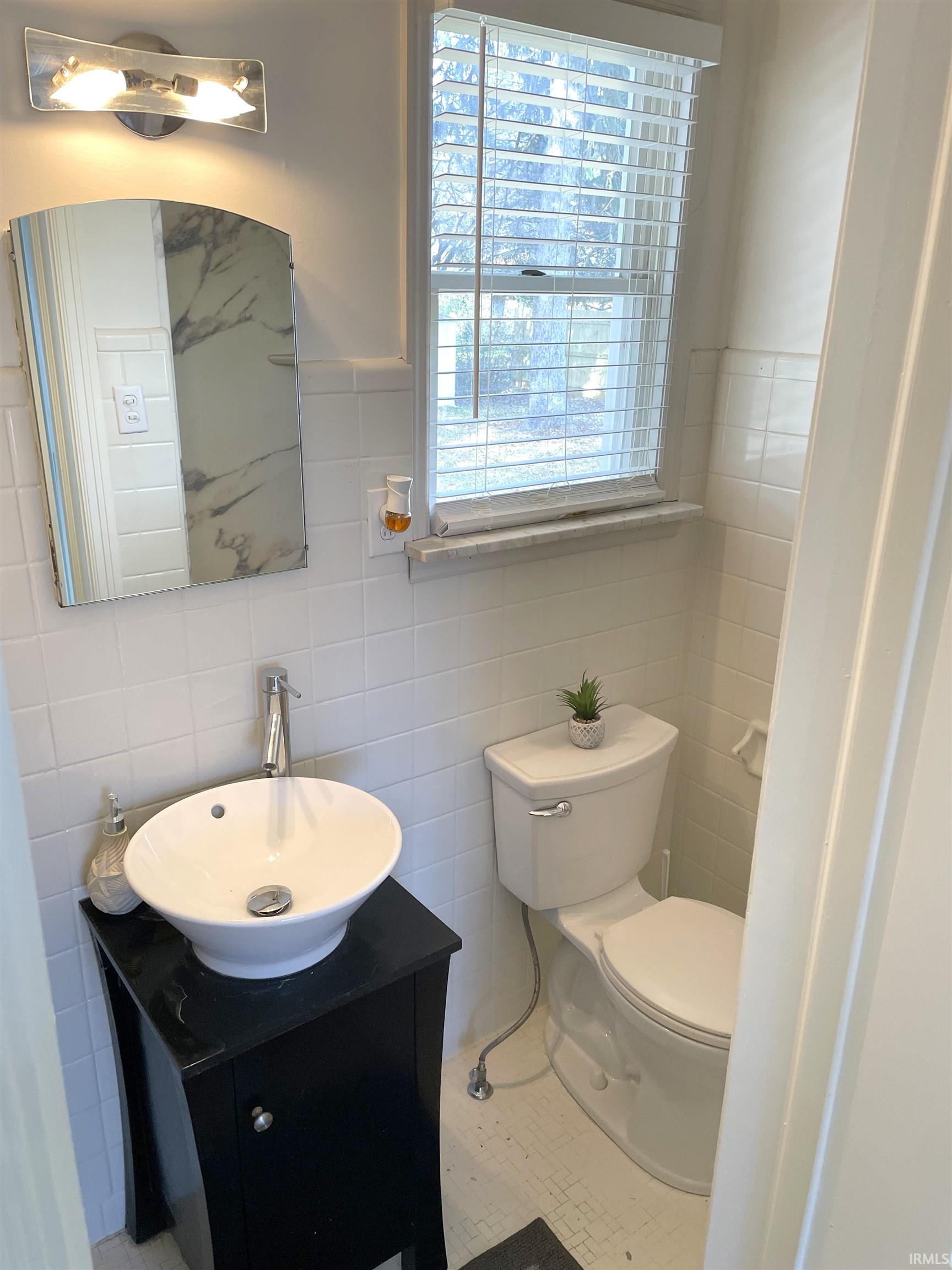 1201 Greenfield Road Evansville, IN 47715 - Photo 7 of 22