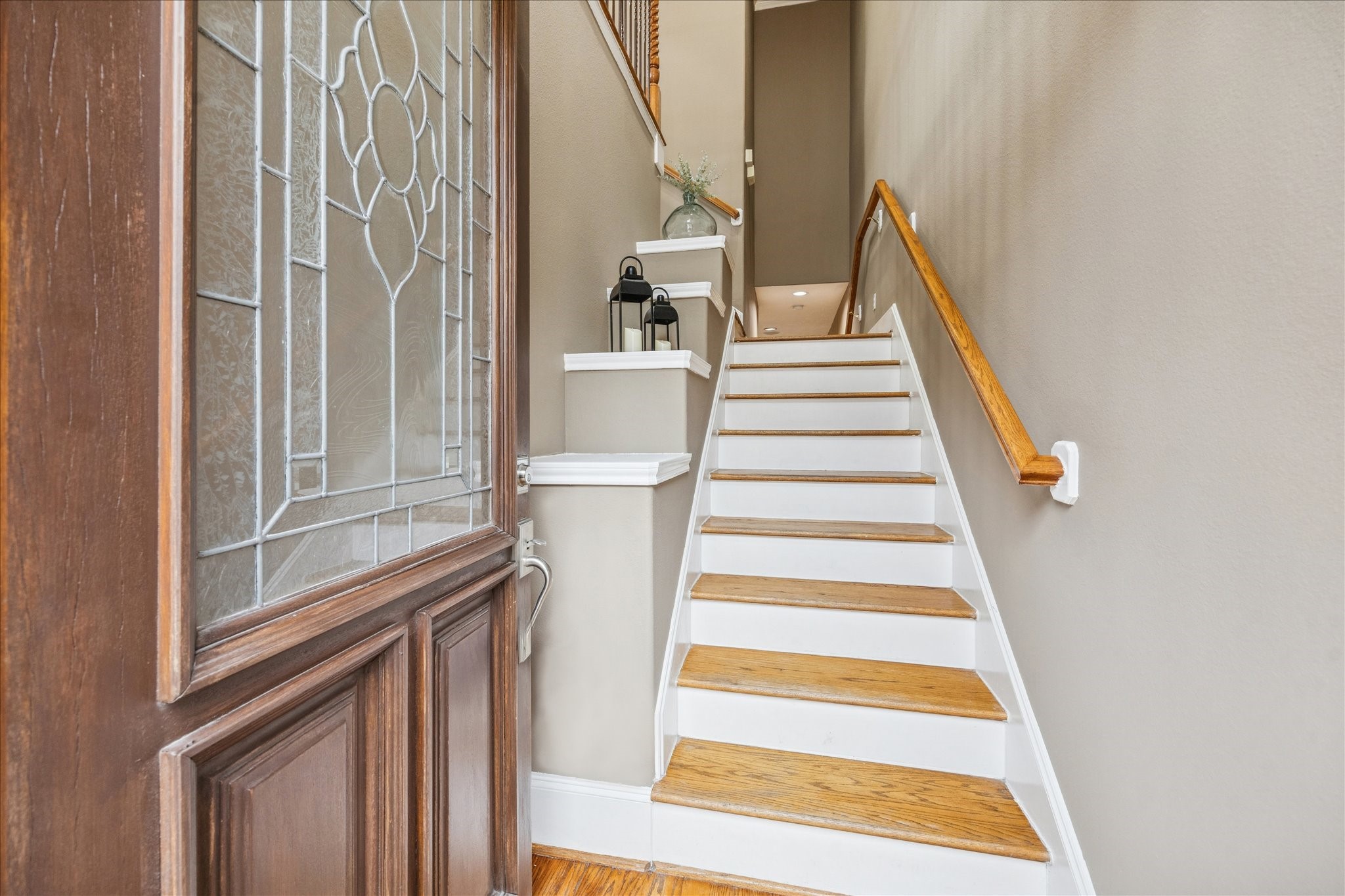 1376 Studer Street Houston, TX 77007 - Photo 35 of 38 a view of entryway