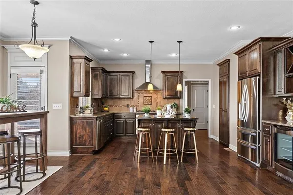 $755,000 | 11307 West 158th Terrace, Overland Park, KS 66221