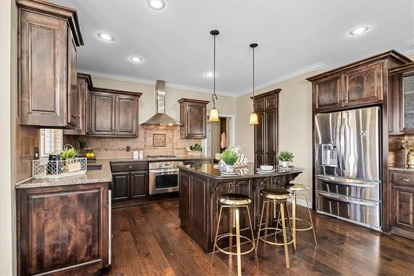 $755,000 | 11307 West 158th Terrace, Overland Park, KS 66221