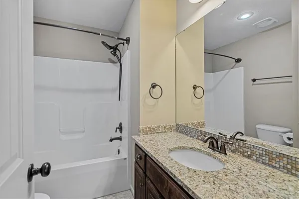 $755,000 | 11307 West 158th Terrace, Overland Park, KS 66221