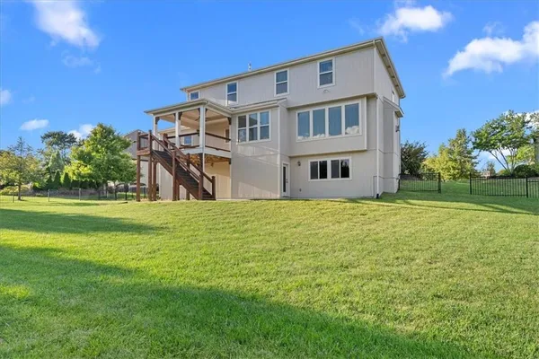 $755,000 | 11307 West 158th Terrace, Overland Park, KS 66221