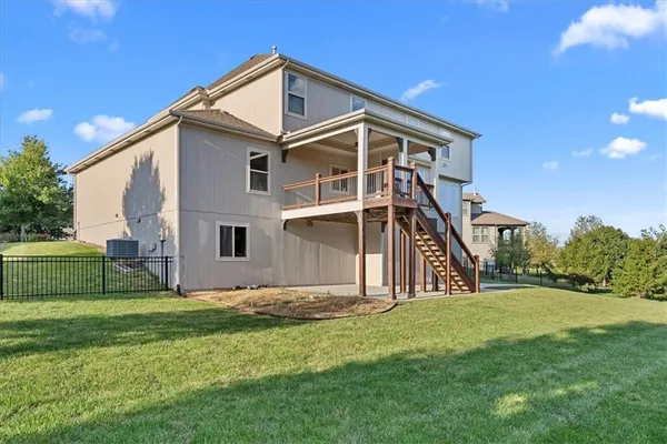$755,000 | 11307 West 158th Terrace, Overland Park, KS 66221