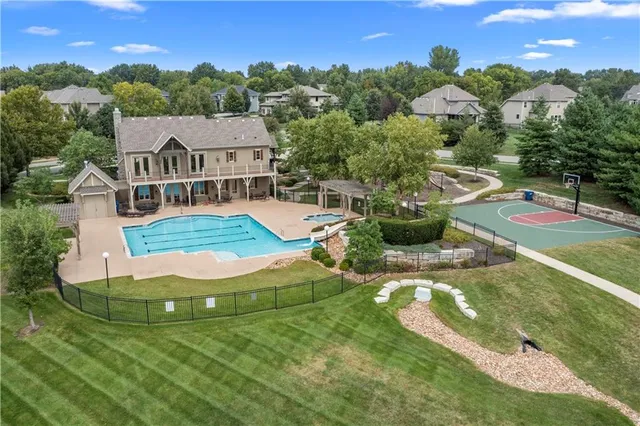$770,000 | 11307 West 158th Terrace, Overland Park, KS 66221