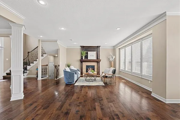 $755,000 | 11307 West 158th Terrace, Overland Park, KS 66221