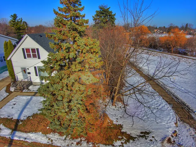 $239,900 | 1700 43rd Street, Kenosha, WI 53140