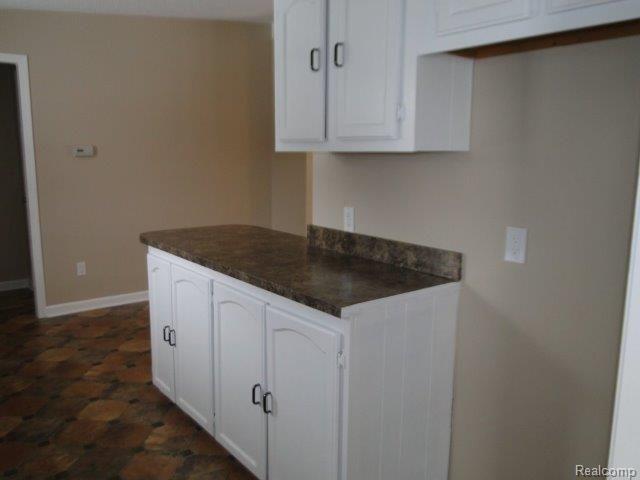 5439 Lippincott Road Lapeer, MI 48446 - Photo 14 of 35 Kitchen 3