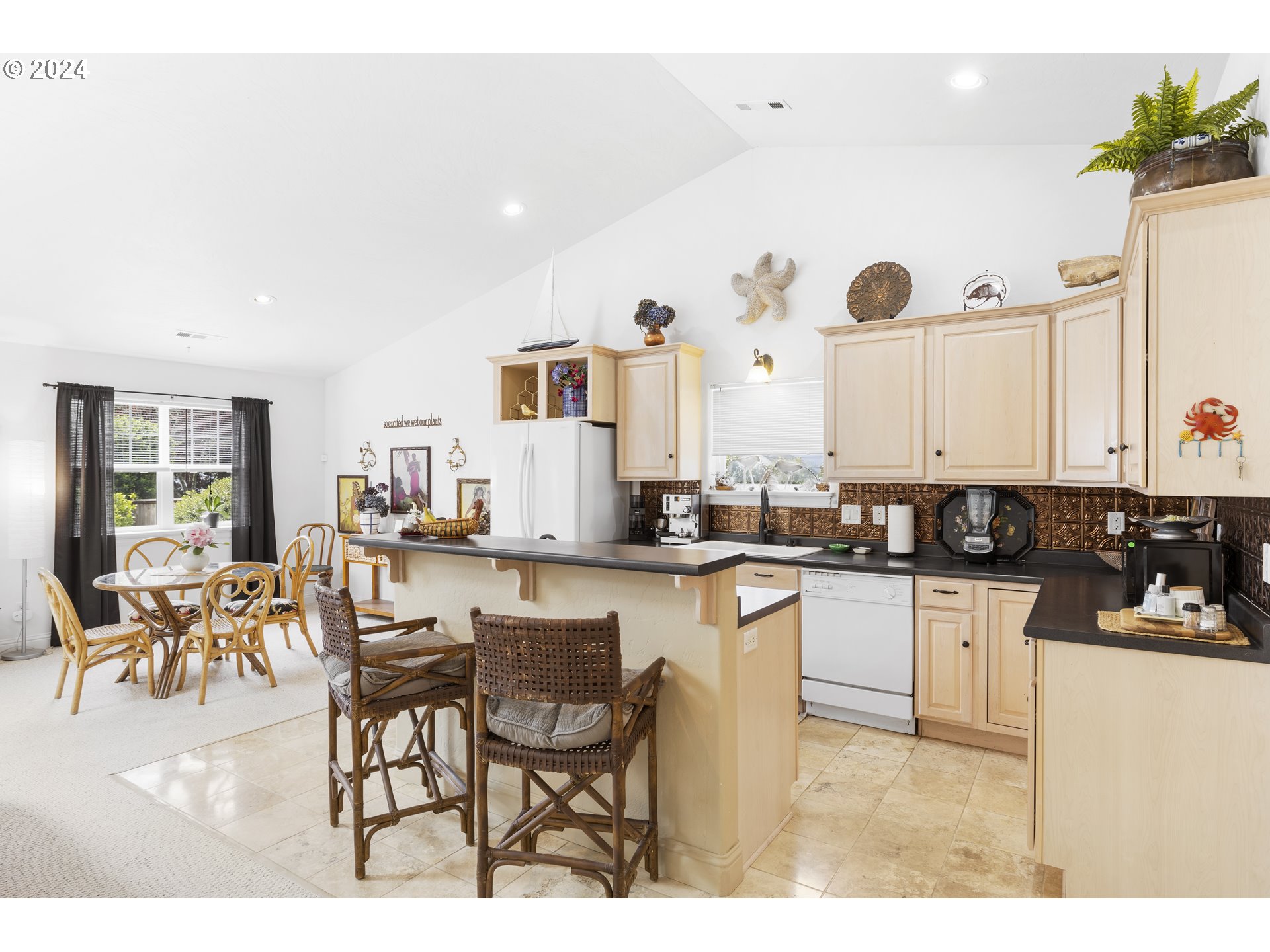 96405 Oceanside E Drive Brookings, OR 97415 - Photo 17 of 47 Kitchen
