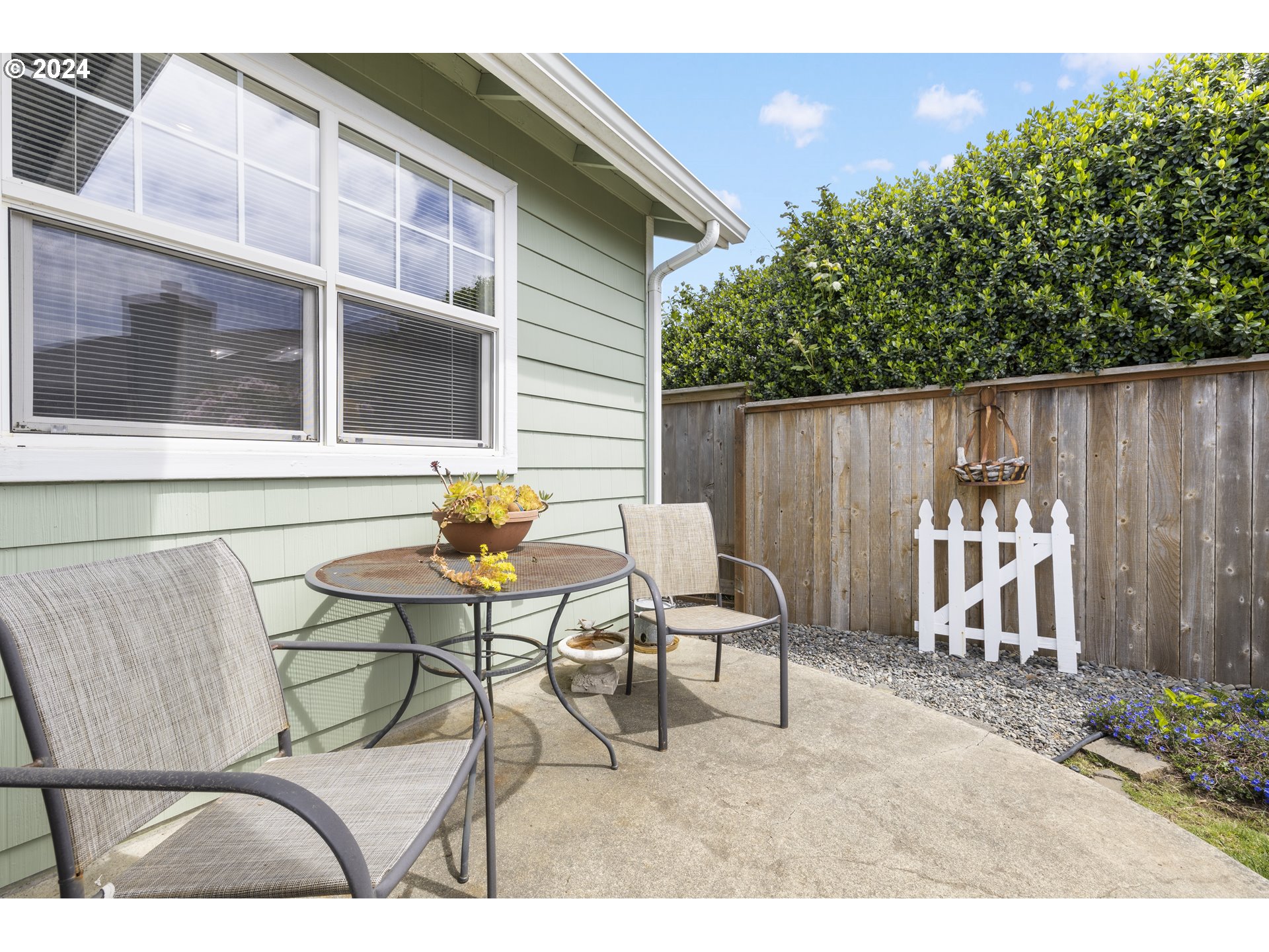 96405 Oceanside E Drive Brookings, OR 97415 - Photo 33 of 47 Patio